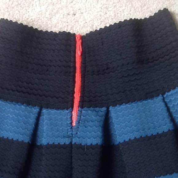 Anthropologie Skirt Large Girls from savoy - Picture 5 of 6